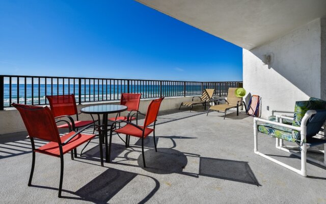 AquaVista by Book That Condo