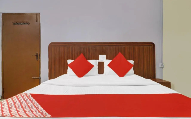 OYO Flagship 80444 Hrr Hotels