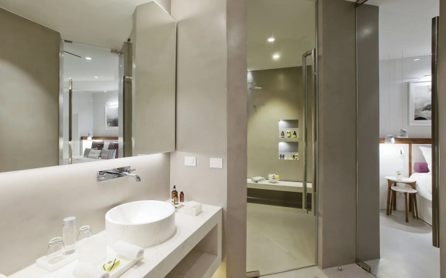 Grace Hotel, Auberge Resorts Collection