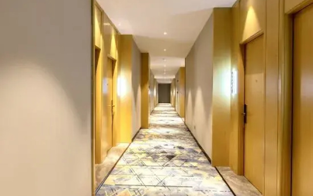 Zhongxiang Kaiden Business Hotel