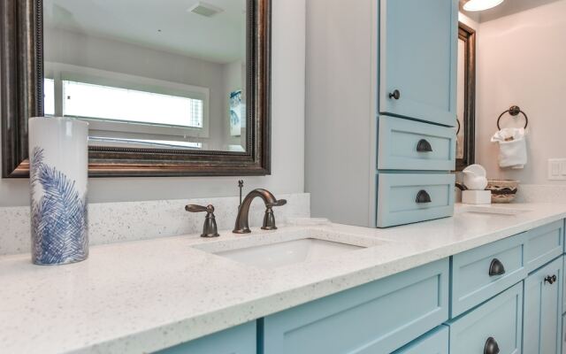 Aloft on Canal by SKLRP