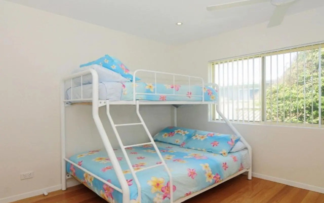 Pacific Views - direct access onto Culburra Beach