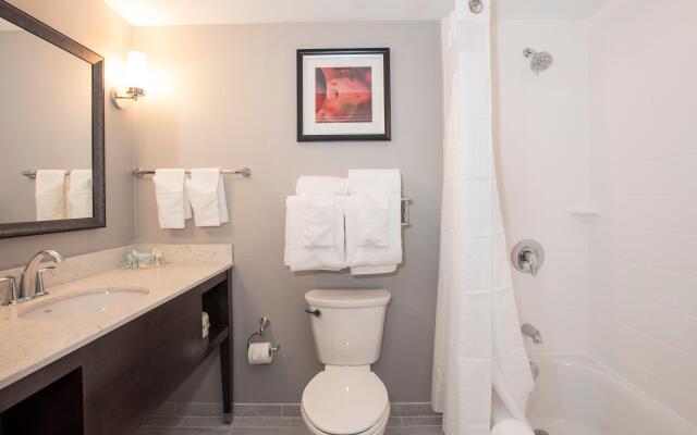 voco The Clair Cincinnati Downtown by IHG