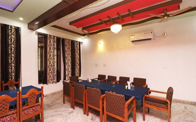 Hotel Lakshya Palace by OYO Rooms