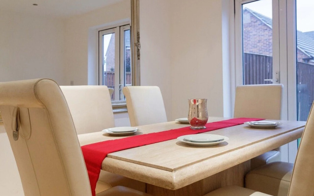 Leeds Townhouse Apartments 7 Beds in 4 Bedrooms