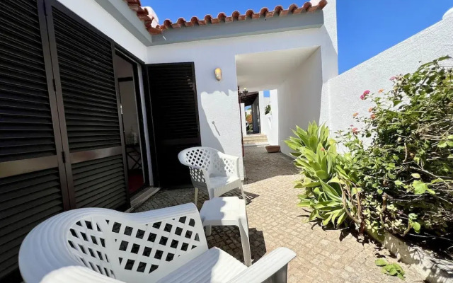 Vilamoura SUN Bright With Pool by Homing