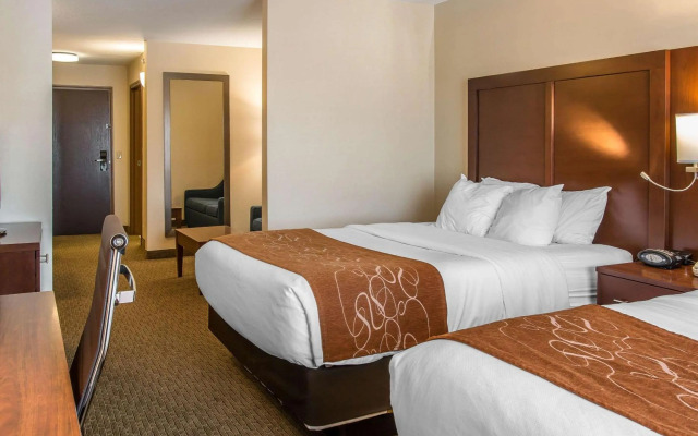 Comfort Suites Wixom