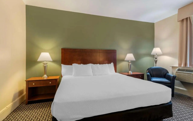 Parkwood Inn Magnuson Grand