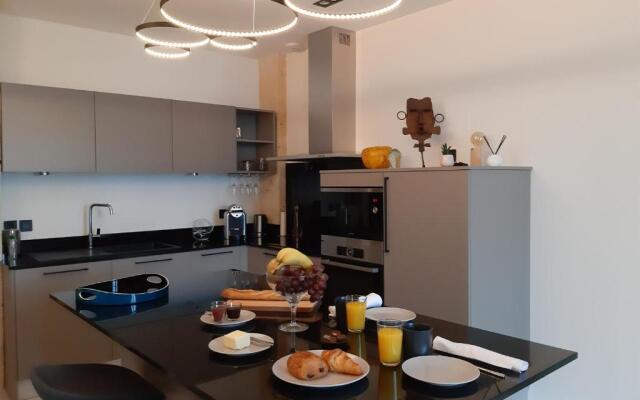 Chateau Croix De Labrie