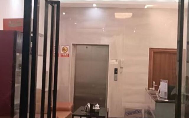 Modern Business Apartment