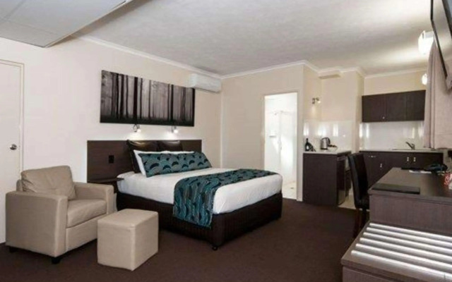 Quality Hotel Robertson Gardens