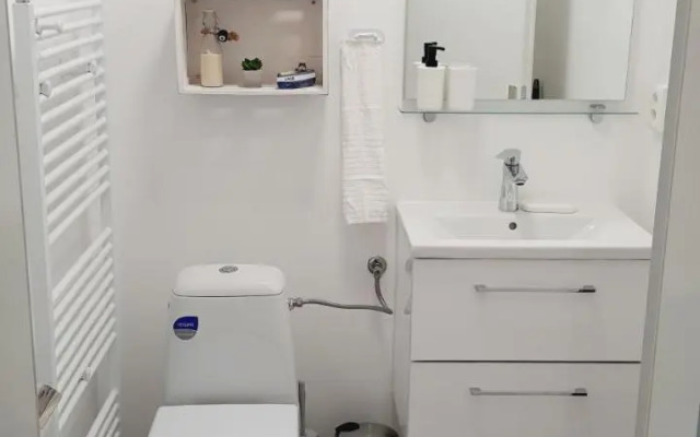 Apartma4us