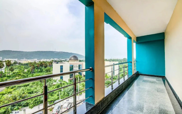 Savera Function Hall By OYO Rooms