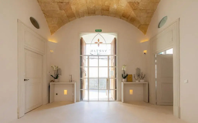 Yartan Boutique Hotel