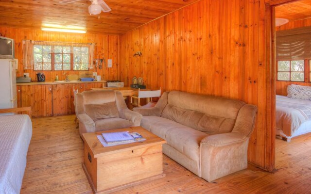 Woodlands Cottages & Camping