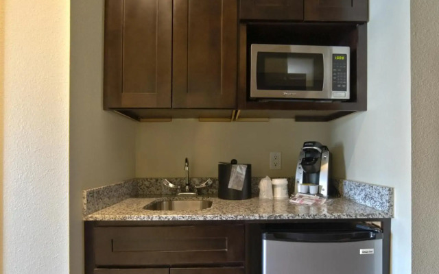 Holiday Inn & Suites San Antonio Northwest