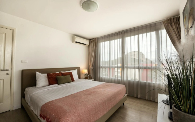 First Choice Suites By The Sea