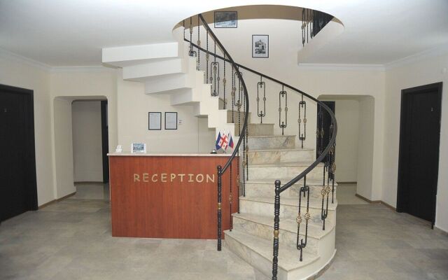 Hotel Grand