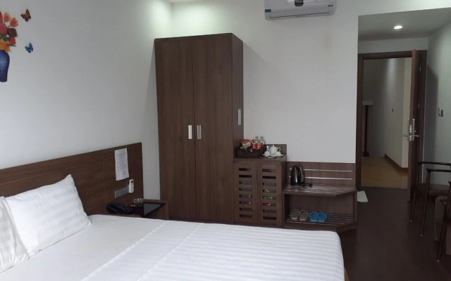 Lakeside Dailai Hotel