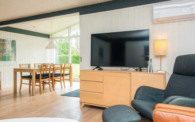 5 Person Holiday Home in Odder-by Traum