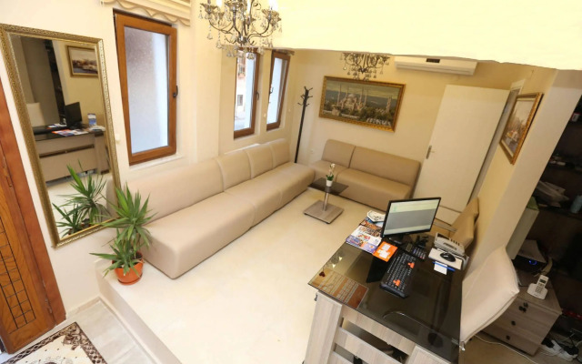 My Holiday Time Hotel