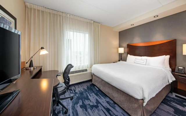 Fairfield Inn & Suites by Marriott Toronto Mississauga