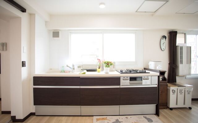 HDO Frontier 24 - Superior Apartment 801