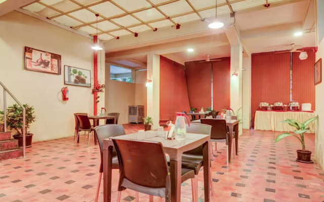 Treebo Iris Suites