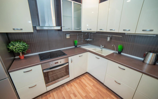 Европа Центр на улице Московская 77