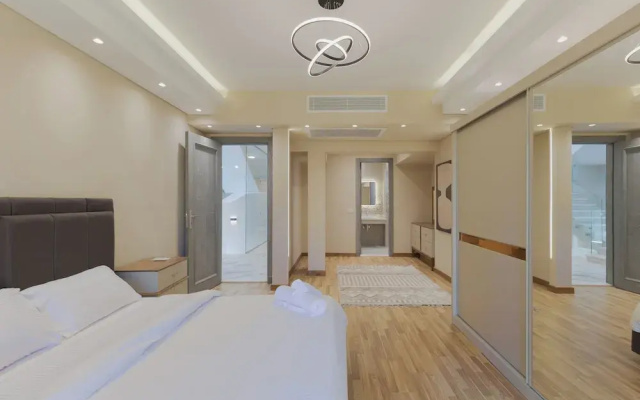 ALSAWAH Spacious Family Villa in Palm Hills Sheikh Zayed