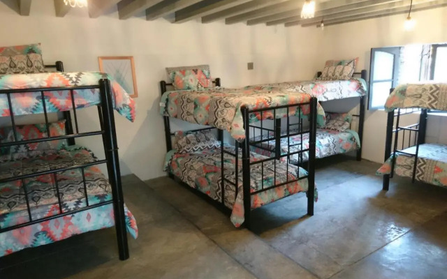 Metro Hostal Boutique
