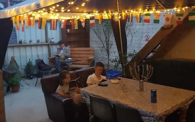 Spoon and the Stars Hostel
