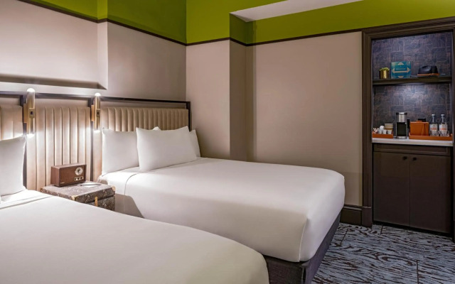 The Pelham Hotel