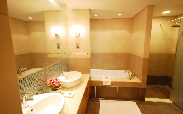 Kennedy Towers - Marina Residences 2