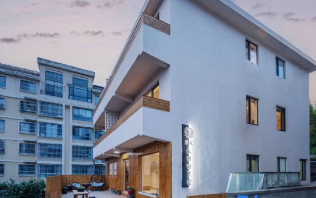 Floral Hotel·Mudaodao hotel (Grape Beach Bathing Beach Maotoushan Branch)