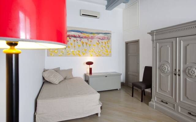 Habitat's Navona Pantheon Attic