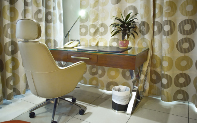Harbour View Suites