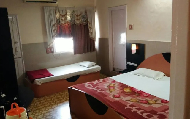 Hotel Meera
