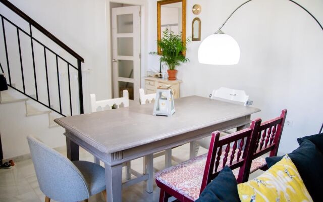 Preciosa Casa La Humosa