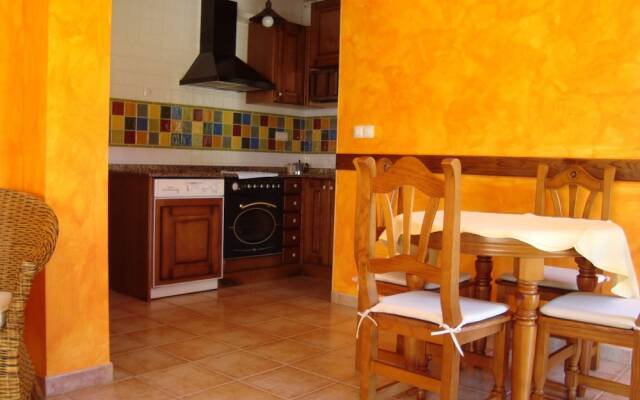 Apartamentos La Montaña