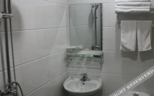 Yihe Hotel