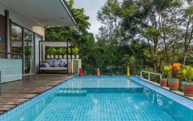 Avior by Hireavilla - 4BR w Infinity Pool in Parra