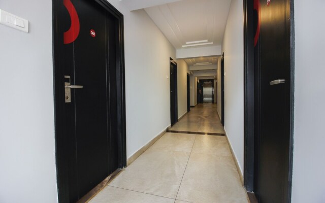 Collection O 44177 Patrika Nagar