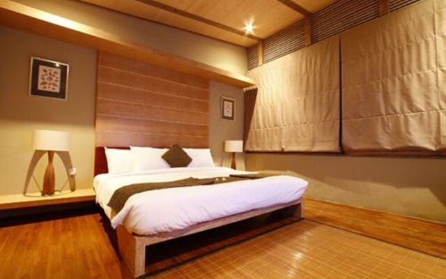 The Grove Villa Bumbak