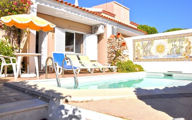 "A Modern, Comfortable and Well Equipped Linked Villa With Private Pool and A/c"