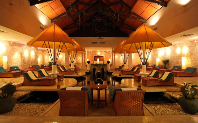 Nexus Resort & Spa Karambunai