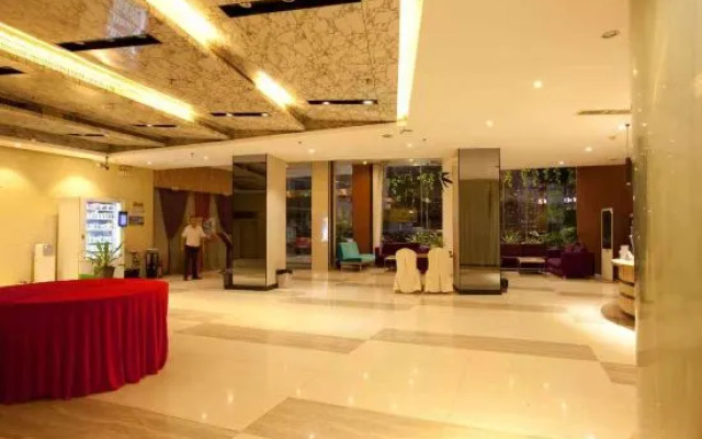 Fengsheng Hotel (Guangzhou Panyu Chimelong Zoo North Gate)