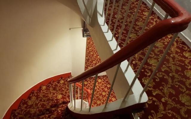 Ferah Otel