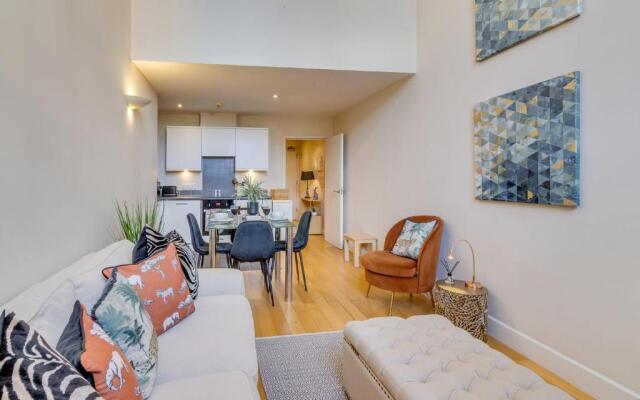 King St 1 bed apartment