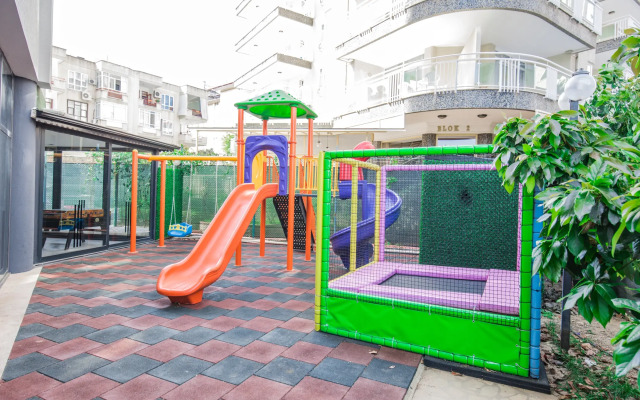 Kleopatra Tower Suite Hotel